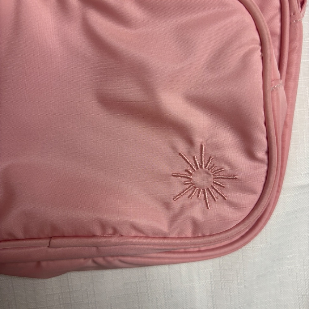 OFFLINE Aerie Makin' Moves Crossbody Belt Bag Adjustable Strap Pink Pockets EUC - Picture 3 of 5